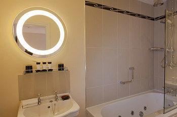 The Dial House 4* Bourton-on-the-Water